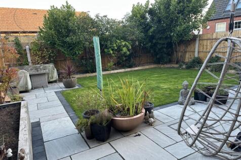 garden 2.jpeg