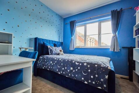 St Francis Close 9.jpg