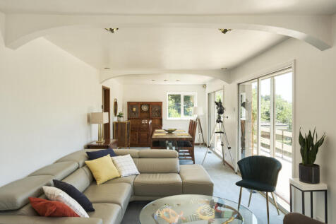 170082 - Hawthorne Road_INT_005_HDR.jpg