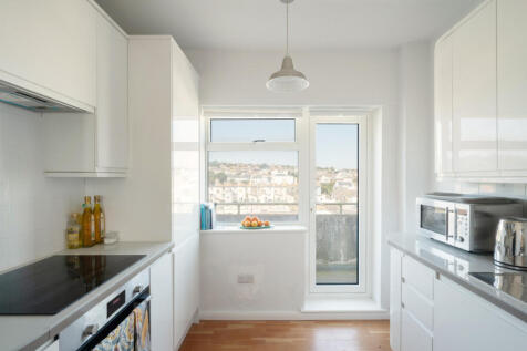 226459 - MARINE-COURT-25.jpg