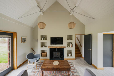 237796 - Whitehouse Barns, Bulcamp Drift-29.jpg