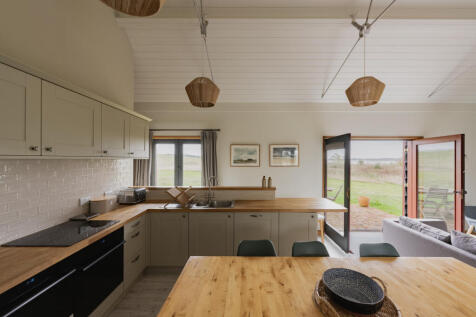 237798 - Whitehouse Barns, Bulcamp Drift-31.jpg