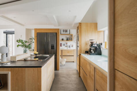 243474 - Seven Whistlers, Salthouse-52.jpg