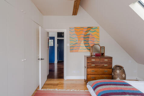246872 - 7, 8 Fleur De Lis Street-37.jpg