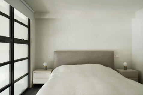 246963 - Market Place II, London W1W - high res...