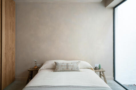246537 - ASHBOURNE-GROVE-33.jpg