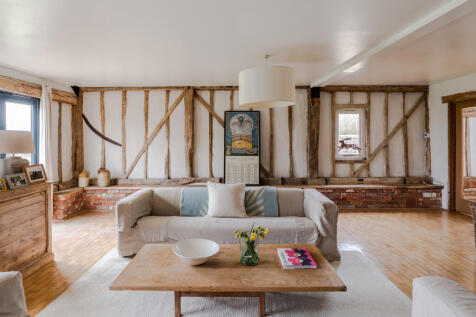269341 - School Farm Barn-1.jpg