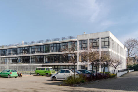 266836 - Flat 20, Pioneer Centre-54.jpg