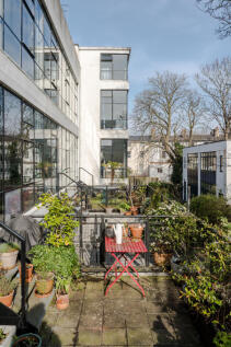 266800 - Flat 20, Pioneer Centre-18.jpg