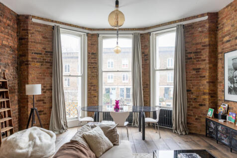 262541 - PowisSq-JSouteyrat-1803.jpg