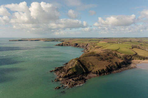 268996 - 20250312-GREENSHUTTERS_AERIAL-8_HI_RES...