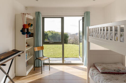 269014 - 20250312-GREENSHUTTERS-14_HI_RES.JPG