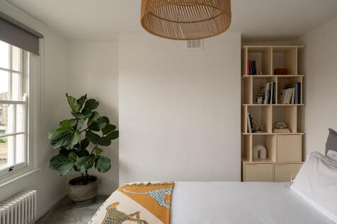 271606 - Navarino Road, London E8 - high res - ...