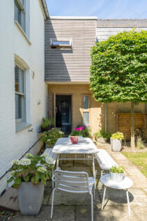 220866 - StCatherinesCottage_HighRes-13.jpg