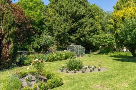 220873 - StCatherinesCottage_HighRes-17.jpg