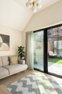 272842 - HARGWYNE-STREET-12.jpg