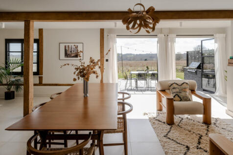 274342 - TMH_EAST HEATH BARN-118.jpg