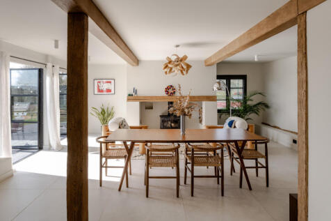 274337 - TMH_EAST HEATH BARN-113.jpg