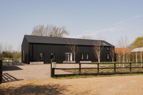 273725 - Tinkers Barn, Bressingham-3.jpg