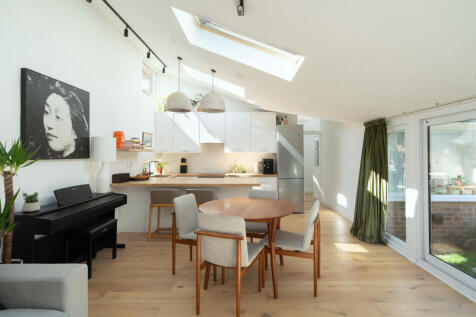276207 - BISHOPSFIELD-HARLOW-009.jpg