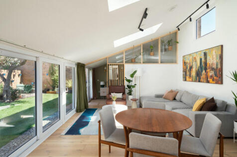 276213 - BISHOPSFIELD-HARLOW-015.jpg
