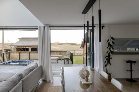 266233 - TMH_MILE END ROAD-112.jpg
