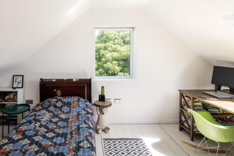 110120 - Woolnough Road_The Modern House (35).jpg