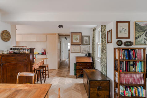 275859 - Flat B, 13 Clerkenwell Close-24.jpg