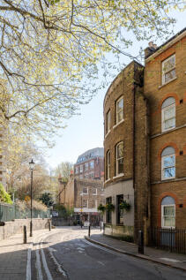 275839 - Flat B, 13 Clerkenwell Close-4.jpg