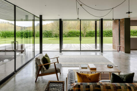 242416 - TMH_ASHLEY HOUSE-106.jpg