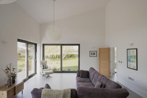 277076 - Westside Barn, Kirby Cane-30.jpg
