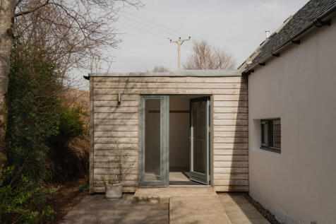 277066 - Tigh Na Dochaid, Isle Ornsay-27.jpg