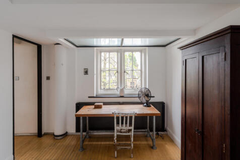 278805 - Flat 2, Royal Victoria Patriotic Build...