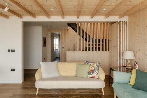 279958 - 20250424-THE-SEA-HOUSE_CAMBER_TMH-54_H...