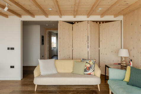 279957 - 20250424-THE-SEA-HOUSE_CAMBER_TMH-53_H...