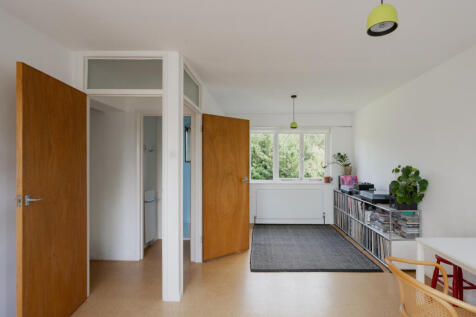 280936 - 15 The Holdings, The Ryde, Hatfield, A...