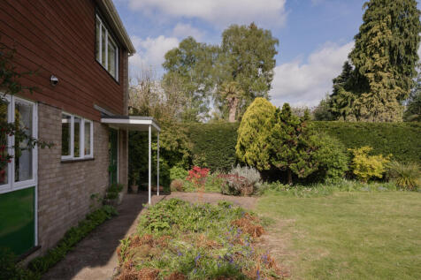 280907 - 15 The Holdings, The Ryde, Hatfield, A...