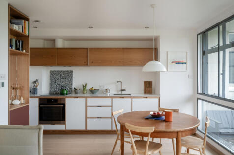 283588 - Keeling House, London E2 - high res - ...