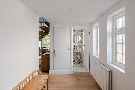 287861 - 13 Purley Avenue-13.jpg