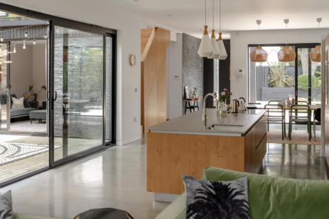292694 - TMH_THE BLACK HOUSE-128.jpg