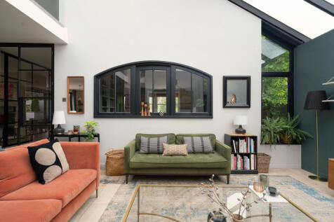 292122 - THE-RED-HOUSE-OX4-033.jpg