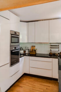 294536 - 9 Westrow-18.jpeg