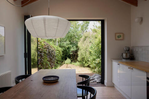 295009 - UPPER BROCKLEY ROAD_32.JPG