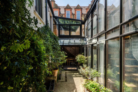 295424 - The Glass House-51.jpeg