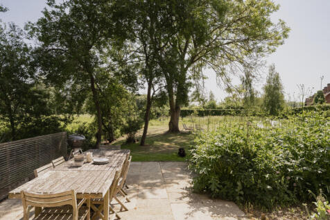 291898 - Chapel House, Earl Soham-10.jpg