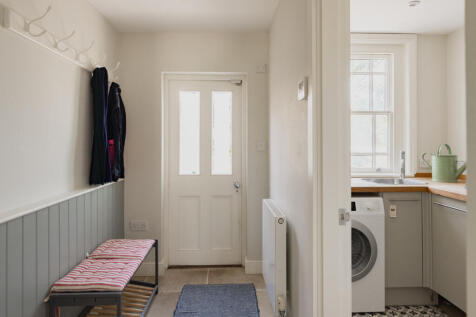 291920 - Chapel House, Earl Soham-32.jpg
