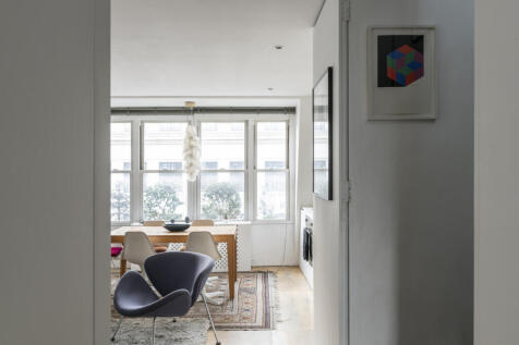 74608 - Great Portland Street_The Modern House ...