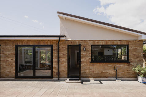296842 - 67 Shoebury Road, Southend-on-Sea-28.jpg