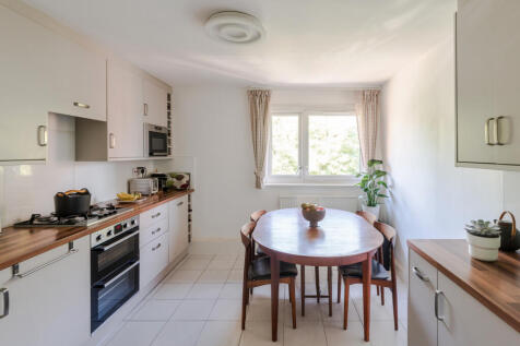 298447 - 318 Rhodeswell Road-14.jpeg