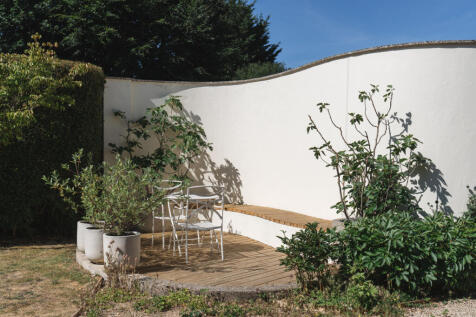 298589 - Greystones_Faringdon_HighRes.jpg